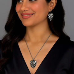 Silver Rodium Polish Silver color Necklace in Brass studded with Artificial