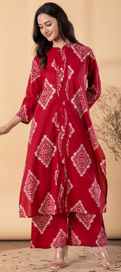 Red and Maroon color Salwar Kameez in Cotton fabric with Bandhej, Printed work