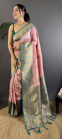 Pink and Majenta color Saree in Silk fabric with Weaving work