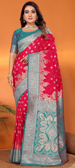 Pink and Majenta color Saree in Silk fabric with Weaving work