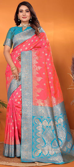 Pink and Majenta color Saree in Silk fabric with Weaving work