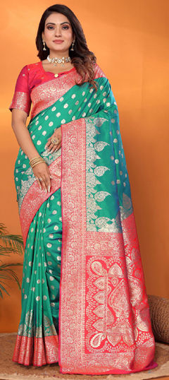 Green color Saree in Silk fabric with Weaving work