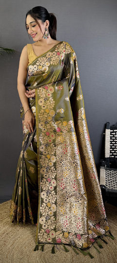 Green color Saree in Silk fabric with Weaving work