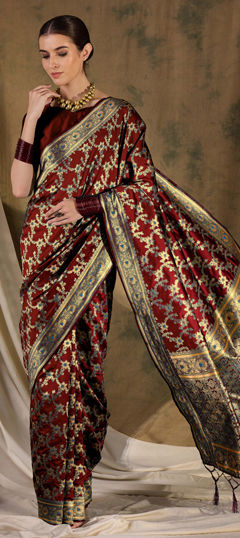 Red and Maroon color Saree in Banarasi Silk fabric with Weaving work