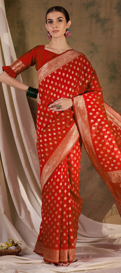 Red and Maroon color Saree in Banarasi Silk fabric with Weaving work
