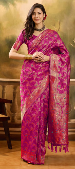 Pink and Majenta color Saree in Banarasi Silk fabric with Weaving work