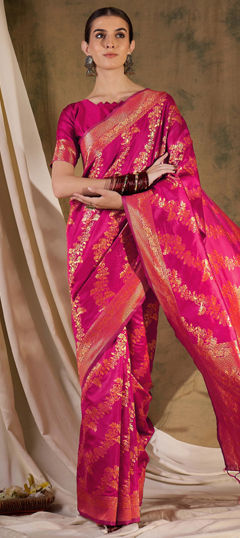 Pink and Majenta color Saree in Banarasi Silk fabric with Weaving work