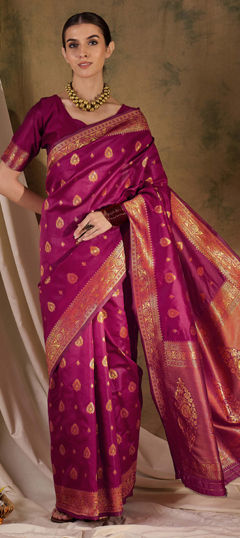 Pink and Majenta color Saree in Banarasi Silk fabric with Weaving work