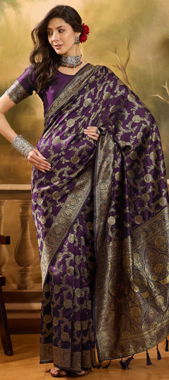 Purple and Violet color Saree in Banarasi Silk, Jacquard fabric with Weaving work