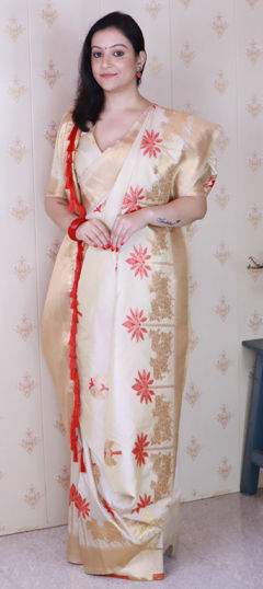Beige and Brown color Saree in Silk fabric with Weaving work