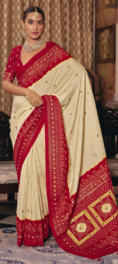 White and Off White color Saree in Crushed Silk fabric with Bandhej, Printed, Weaving work