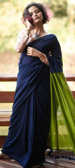 Blue color Saree in Cotton, Malmal fabric with Printed work