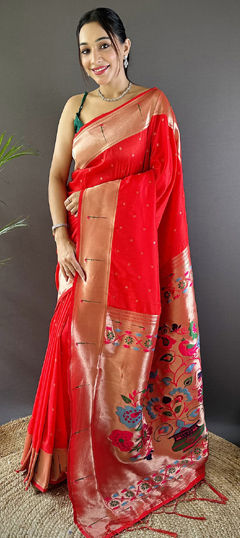 Red and Maroon color Saree in Silk fabric with Weaving work