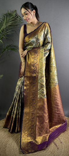 Green color Saree in Silk fabric with Lehariya, Printed, Weaving work