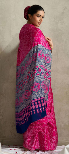 Pink and Majenta color Saree in Silk fabric with Bandhej, Printed work