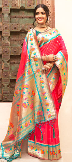Pink and Majenta color Saree in Blended, Silk fabric with Weaving work