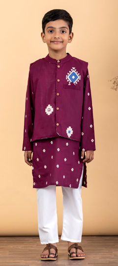 Pink and Majenta color Boys Kurta Pyjama with Jacket in Cotton fabric with Printed work