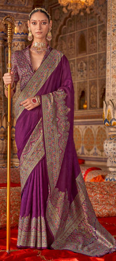 Pink and Majenta color Saree in Viscose fabric with Weaving, Zari work