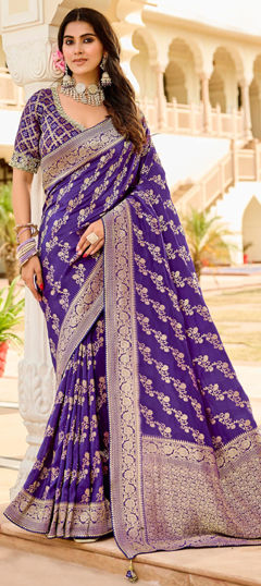 Purple and Violet color Saree in Viscose fabric with Weaving work