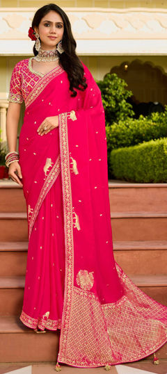 Pink and Majenta color Saree in Viscose fabric with Weaving work