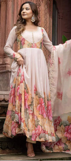 Pink and Majenta color Salwar Kameez in Georgette fabric with Printed work