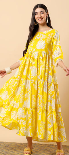 Yellow color Dress in Cotton fabric with Embroidered, Printed work