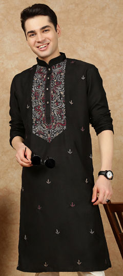 Black and Grey color Kurta in Cotton fabric with Embroidered work