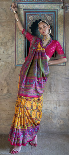 Multicolor color Saree in Viscose fabric with Printed work