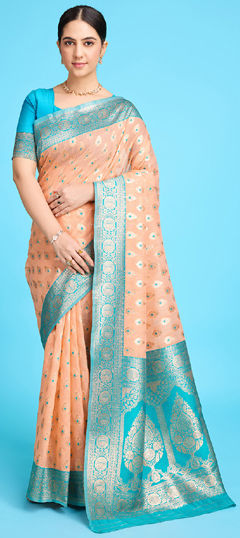 Pink and Majenta color Saree in Linen fabric with Weaving, Zari work