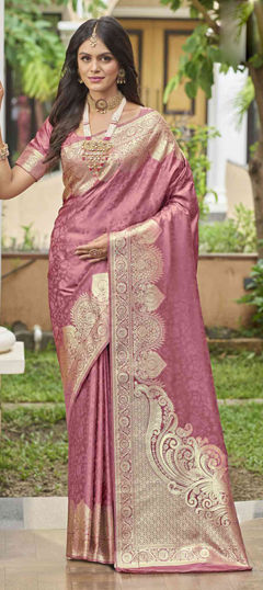 Pink and Majenta color Saree in Silk fabric with Weaving work
