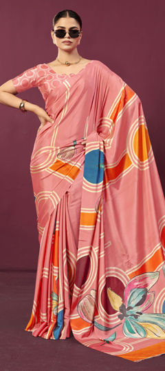 Pink and Majenta color Saree in Crepe Silk fabric with Digital Print, Floral work