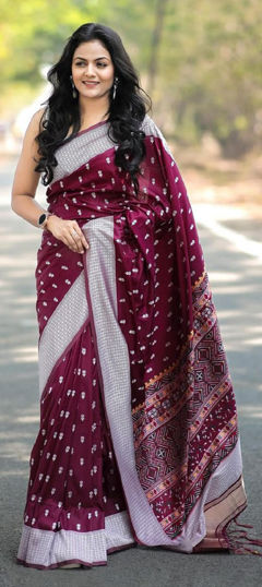 Purple and Violet color Saree in Art Silk fabric with Weaving work
