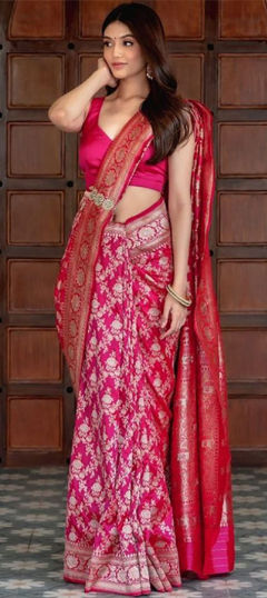Pink and Majenta color Saree in Banarasi Silk fabric with Weaving work