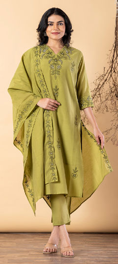 Green color Salwar Kameez in Mul Chanderi fabric with Embroidered, Resham, Thread, Zari work