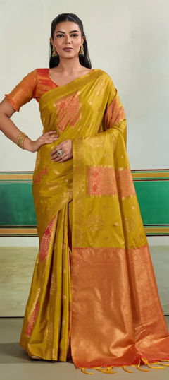 Gold color Saree in Silk fabric with Weaving work