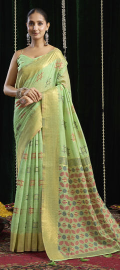 Green color Saree in Cotton fabric with Thread work