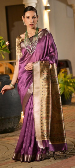 Pink and Majenta color Saree in Raw Silk fabric with Weaving work