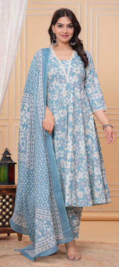 Blue color Salwar Kameez in Cotton fabric with Floral, Printed work