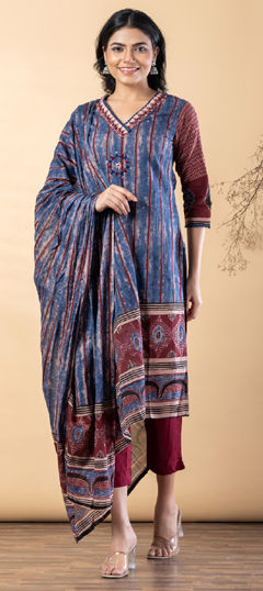 Blue color Salwar Kameez in Cotton fabric with Printed, Resham, Thread work