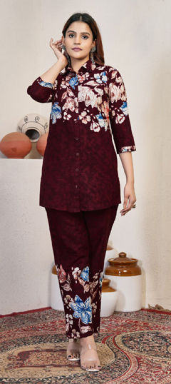 Red and Maroon color Co-ords Set in Cotton fabric with Floral, Printed work