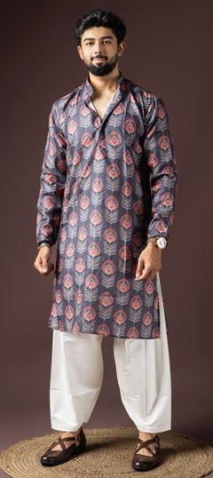Black and Grey color Kurta Pyjamas in Blended Cotton fabric with Printed work