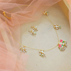 Gold Rodium Polish Multicolor color Necklace in Copper studded with Pearl
