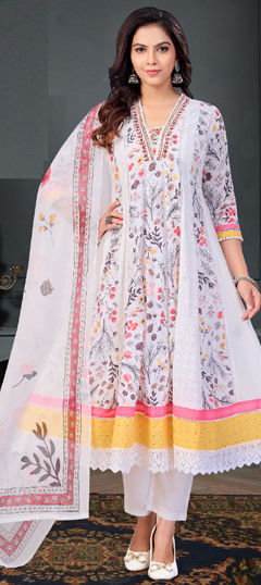 White and Off White color Salwar Kameez in Cotton Flex fabric with Printed work