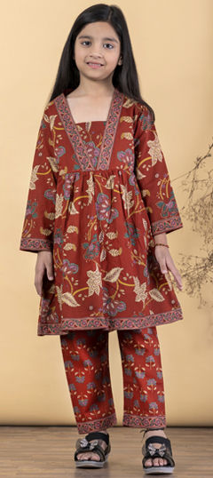 Red and Maroon color Girls Top with Bottom in Cotton fabric with Printed work