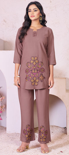 Pink and Majenta color Co-ords Set in Rayon fabric with Embroidered work