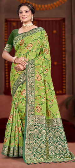 Green color Saree in Cotton fabric with Weaving work