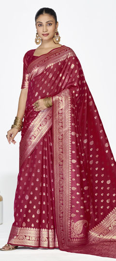 Red and Maroon color Saree in Banarasi Silk fabric with Weaving work