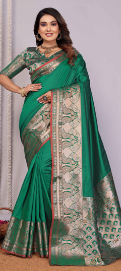 Green color Saree in Silk fabric with Weaving work