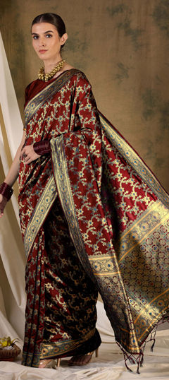Red and Maroon color Saree in Banarasi Silk fabric with Weaving work