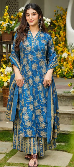 Blue color Salwar Kameez in Muslin fabric with Digital Print, Floral work